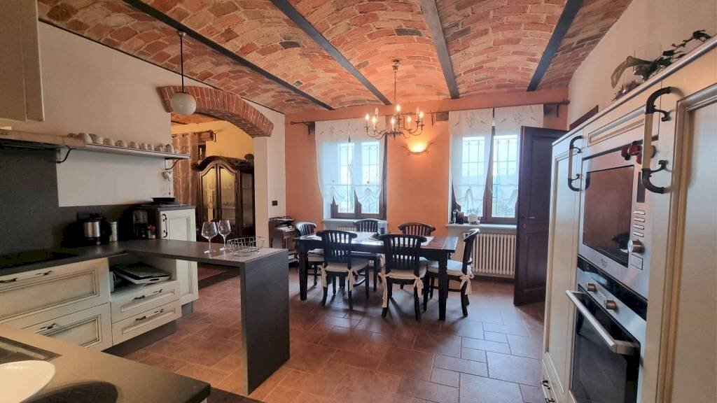 Cucina - Rustico Castelnuovo Calcea - foto 2