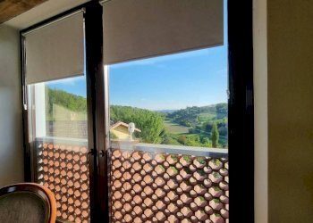 Balcone - Rustico Castelnuovo Calcea - foto 4