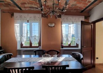 Salone - Rustico Castelnuovo Calcea - foto 14