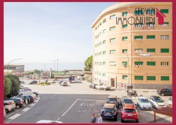 Ufficio via Gaspare Buffa, Genova (zona Voltri) - foto 1