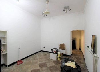 FOTO - Negozio via di Canneto il Curto, Genova (zona Centro Storico) - foto 6