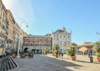 FOTO - Negozio via di Canneto il Curto, Genova (zona Centro Storico) - foto 12
