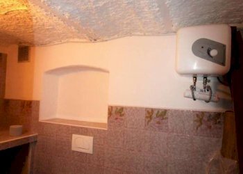 Bagno - Shop via Aldo Acquarone, Genova - photo 6