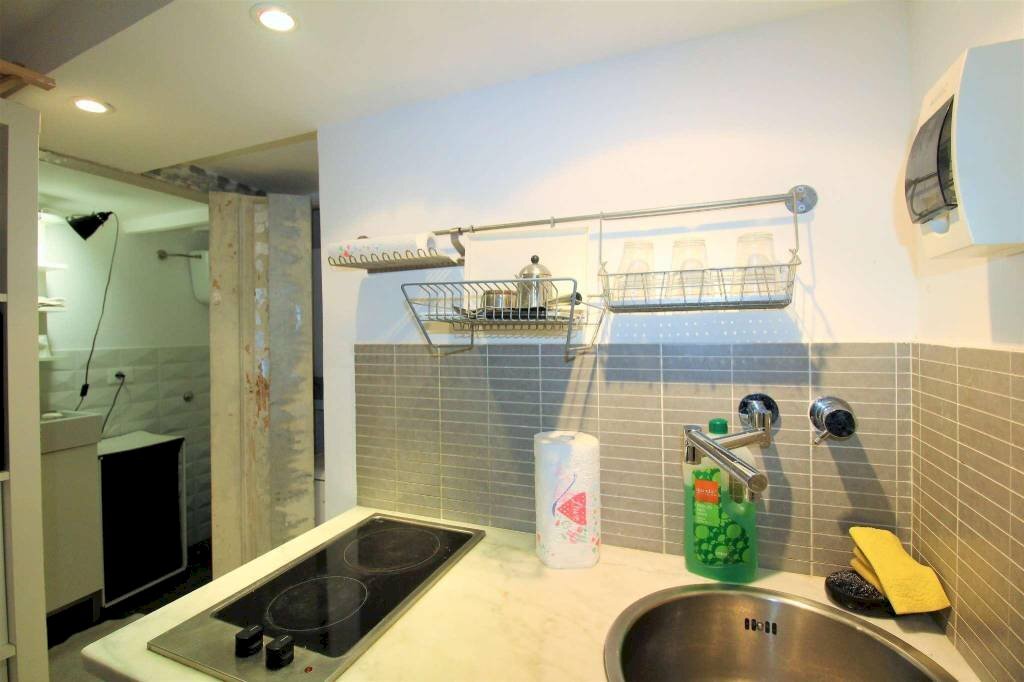 Cucina - Bilocale vico del Duca, Genova - foto 3