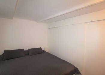 Camera da letto - Bilocale vico del Duca, Genova - foto 11