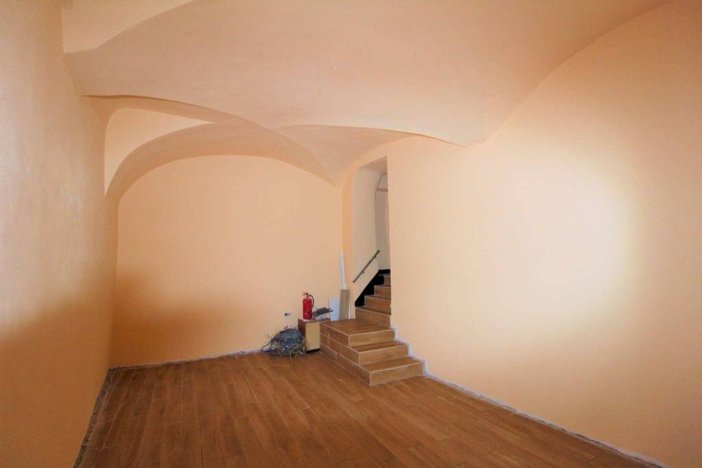 Stanza non arredata - Shop via di Fossatello, Genova - photo 2