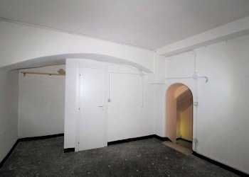 Stanza non arredata - Shop via di Fossatello, Genova - photo 7