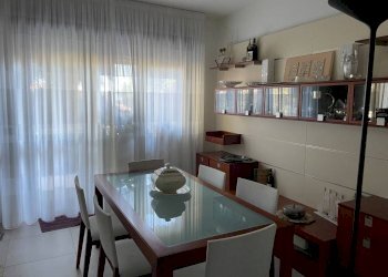 Soggiorno - Villa via Monti Peloritani, 5, Montesilvano - foto 4