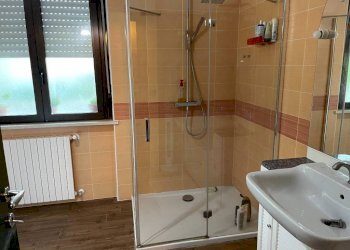 Servizi - Villa via Monti Peloritani, 5, Montesilvano - foto 9