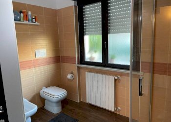 Servizi - Villa via Monti Peloritani, 5, Montesilvano - foto 10