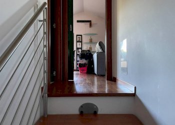 Disimpegno - Villa via Monti Peloritani, 5, Montesilvano - foto 13