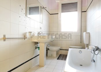 IMG_0099.JPG -  via mameli, Vicenza - photo 23