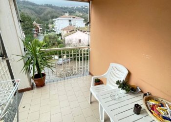 04bdb795-a1c3-4aa1-95da-b52629ca7520.jpg - Appartamento Follo - foto 16