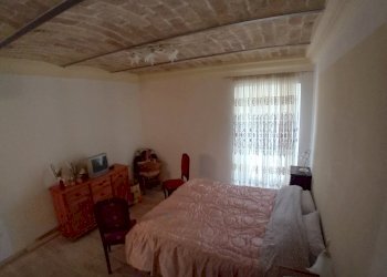 camera da letto - Casa indipendente Serramonacesca - foto 8