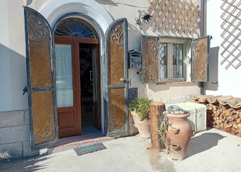 entrata - Casa indipendente Serramonacesca - foto 16