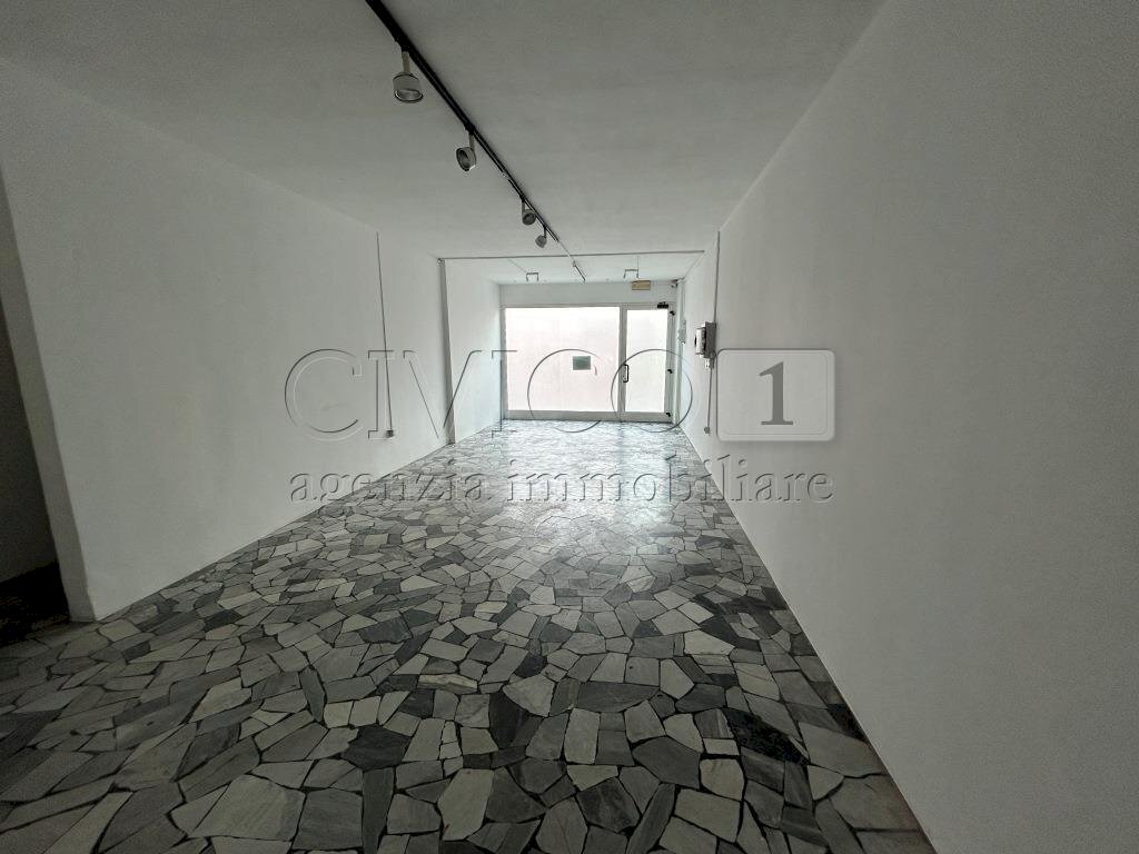 Negozio Nanto (12).JPG - Locale Commerciale Via Riviera 63, Nanto - foto 1