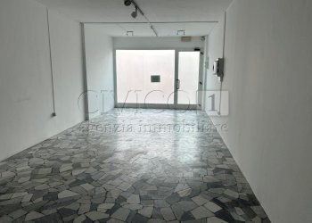 Negozio Nanto (14).JPG - Locale Commerciale Via Riviera 63, Nanto - foto 15