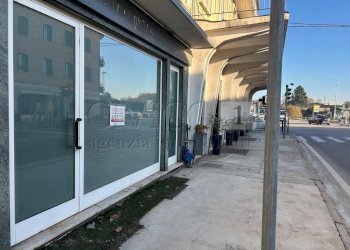 Negozio Nanto (18).JPG - Locale Commerciale Via Riviera 63, Nanto - foto 21