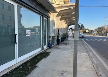 Negozio Nanto (19).JPG - Locale Commerciale Via Riviera 63, Nanto - foto 22