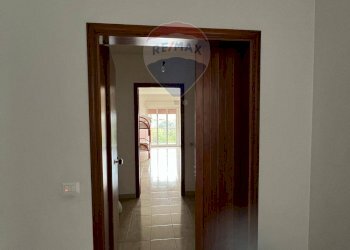 Trilocale via statale, Brolo - foto 3