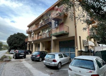 Trilocale via statale, Brolo - foto 19