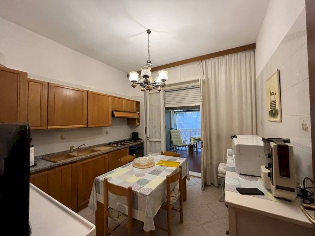 cucina - Trilocale via Bussoleno, 9, Carmagnola - foto 2