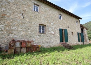 casa colonica rustico in vendita a lucca (7).JPG - Casale Via del Cimitero di Vicopelago, Lucca - foto 5