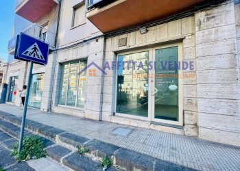 esterno - Locale Commerciale Viale Santa Panagia 5, Siracusa - foto 1