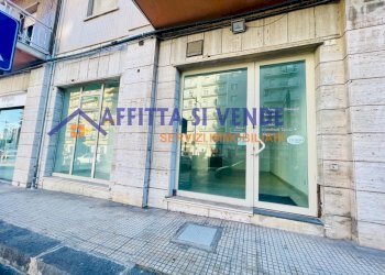 esterno - Locale Commerciale Viale Santa Panagia 5, Siracusa - foto 3