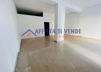 interno - Locale Commerciale Viale Santa Panagia 5, Siracusa - foto 15