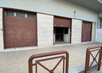 2.JPG - Locale Commerciale Villaricca - foto 2