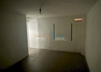 WhatsApp Image 2024-02-14 at 15.56.36 (2).jpeg - Locale Commerciale Piazza Giovanni Pellerano 5, Massa - foto 13