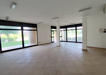 Negozio Gualtieri - foto 2