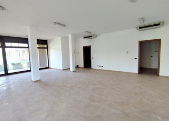 Negozio Gualtieri - foto 5