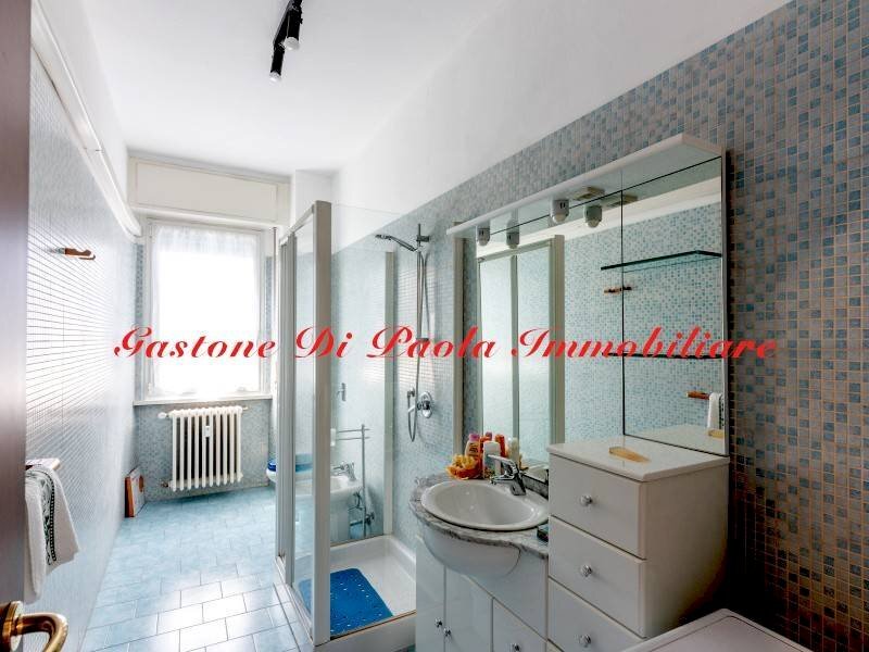 Four-room apartment Milano - photo 3