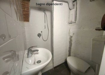 bagno personale - Shop piazza Emilio Croesi, Perinaldo - photo 12