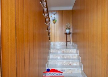 SCALA INTERNA - Villa via Pratavecchia, 16/A, Dronero - foto 3