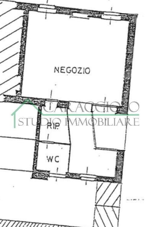 Shop piazza Aldo Moro, Bollate - floor plans 1