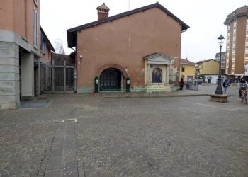 Ingresso - Shop piazza Aldo Moro, Bollate - photo 5