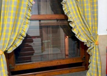 Balcone - Villa a Schiera viale Roma, 353, Massa - foto 4