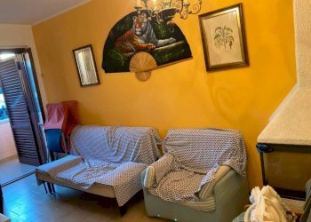 Salone - Villa a Schiera viale Roma, 353, Massa - foto 9