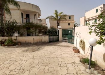 IMG_20240329_101617.jpg - Villa San Lorenzo Strada V 2, Noto - foto 24