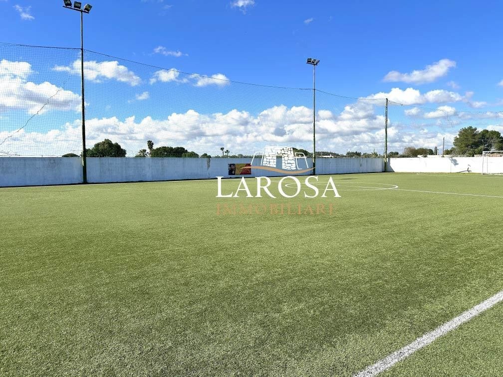 10.jpg - Locale Commerciale Via Ugo Foscolo, Cavallino - foto 3