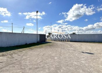 2.jpg - Locale Commerciale Via Ugo Foscolo, Cavallino - foto 6