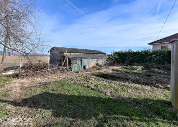deposito Terreno agricolo con deposito in vendita a Campiglione-Fenile - Tettoia / Portico Via Santa Sea, 26, Campiglione Fenile - foto 1