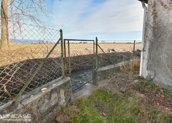 recinzione Terreno agricolo con deposito in vendita a Campiglione-Fenile - Tettoia / Portico Via Santa Sea, 26, Campiglione Fenile - foto 4