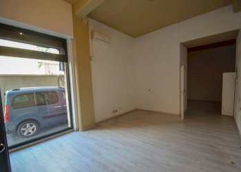 Locale Commerciale Via Buffa, Genova (zona Voltri) - foto 17