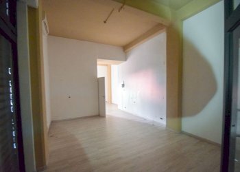 Locale Commerciale Via Buffa, Genova (zona Voltri) - foto 18