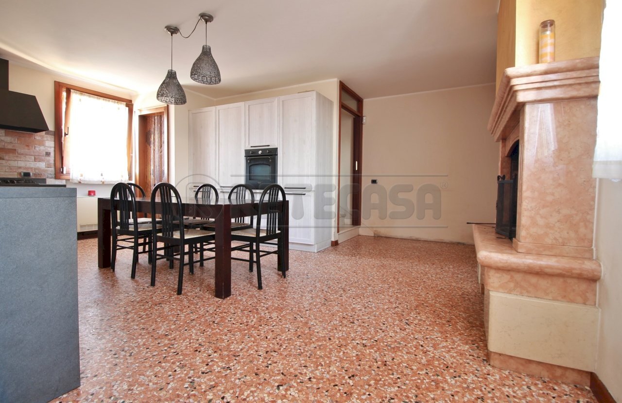 cucina - Casa semi indipendente Via Mason 19, Gambellara - foto 3