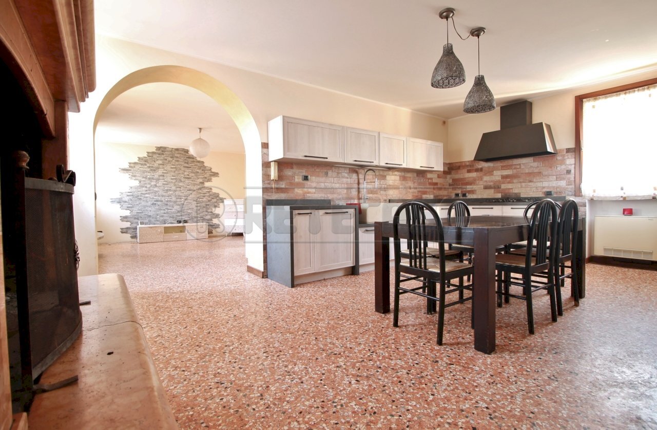 IMG_3716.JPG - Casa semi indipendente Via Mason 19, Gambellara - foto 1